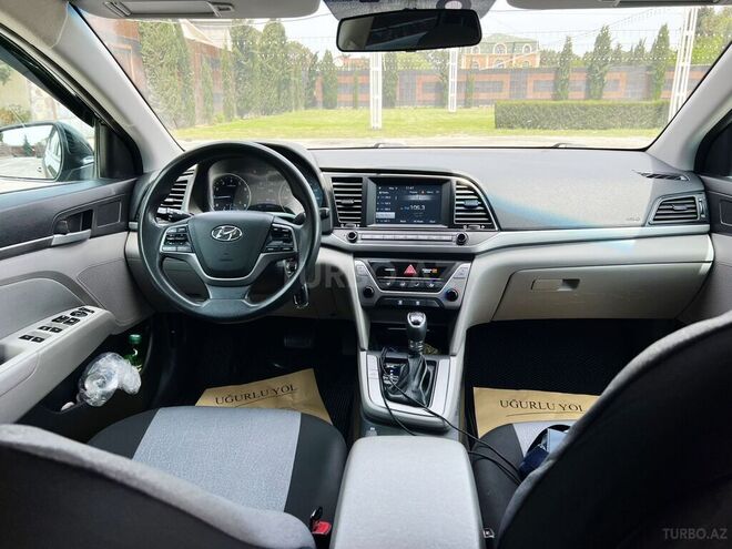 Hyundai Elantra 2016, 180,000 km - 2.0 l - Bakı