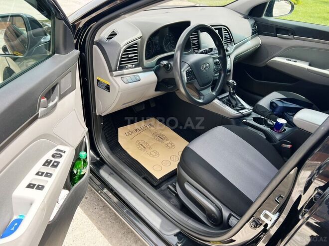 Hyundai Elantra 2016, 180,000 km - 2.0 l - Bakı