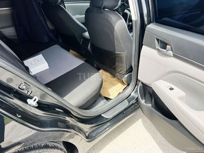 Hyundai Elantra 2016, 180,000 km - 2.0 l - Bakı