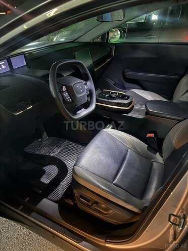 Toyota bZ3 2023, 16,000 km - 0.1 l - Sumqayıt