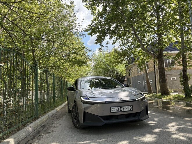 Toyota bZ3 2023, 16,000 km - 0.1 l - Sumqayıt