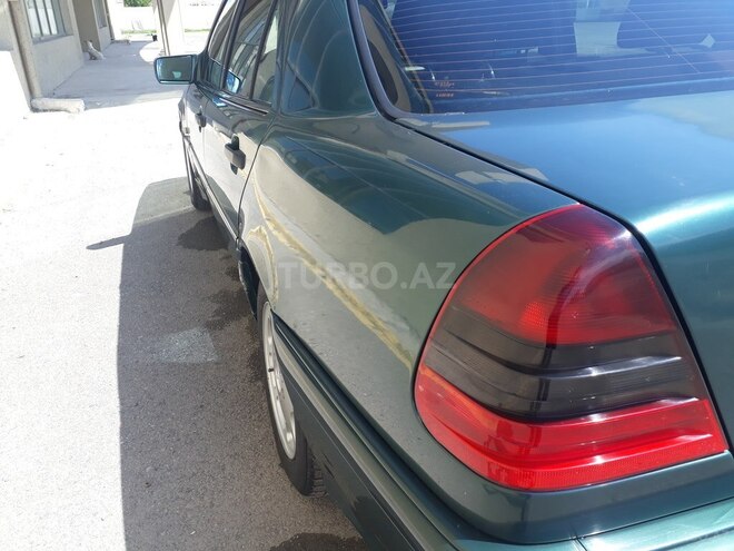 Mercedes C 180 1998, 210,203 km - 1.8 l - Salyan