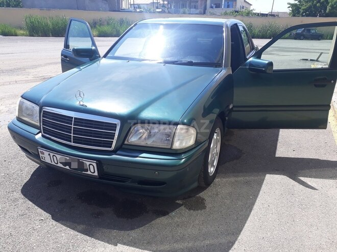Mercedes C 180 1998, 210,203 km - 1.8 l - Salyan
