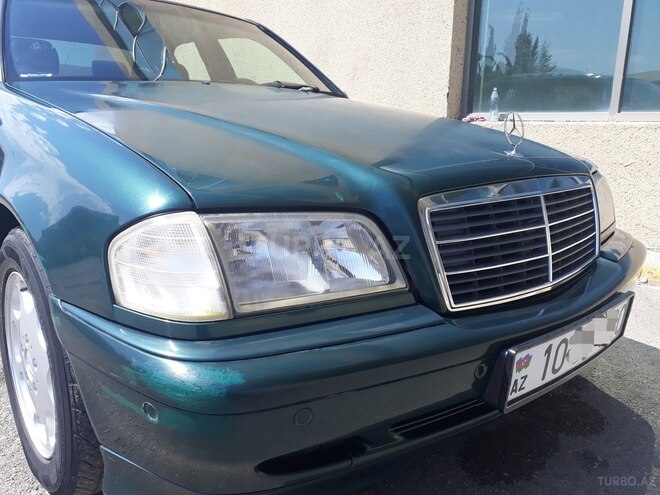 Mercedes C 180 1998, 210,203 km - 1.8 l - Salyan