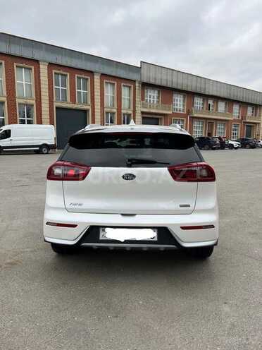 Kia Niro 2017, 250,000 km - 1.6 л - Bakı