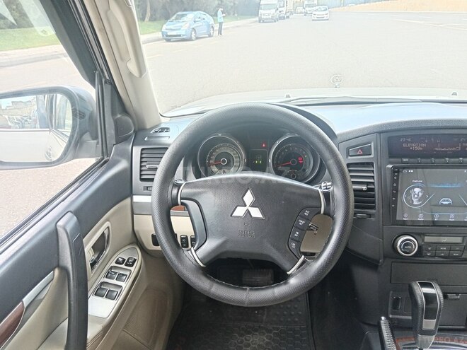 Mitsubishi Pajero 2008, 325,000 km - 3.0 l - Bakı