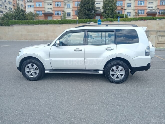 Mitsubishi Pajero 2008, 325,000 km - 3.0 l - Bakı