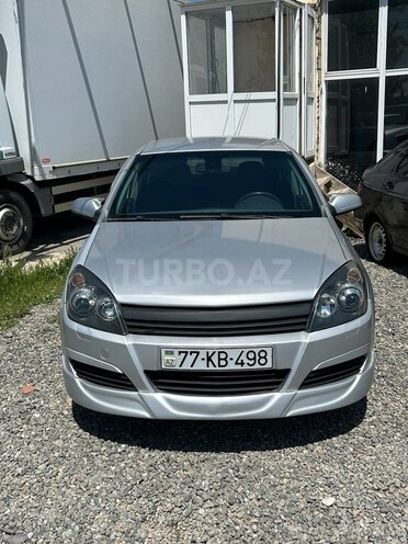 Opel Astra 2004, 250,000 km - 1.4 l - Gəncə