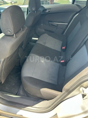 Opel Astra 2004, 250,000 km - 1.4 l - Gəncə