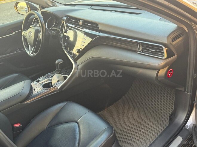 Toyota Camry 2020, 232,300 km - 2.5 l - Bakı