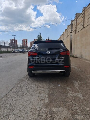 Hyundai Santa Fe-3
