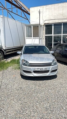 Opel Astra 2004, 250,000 km - 1.4 l - Gəncə