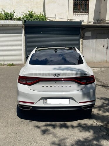 Hyundai Grandeur 2017, 230,000 km - 2.2 л - Bakı