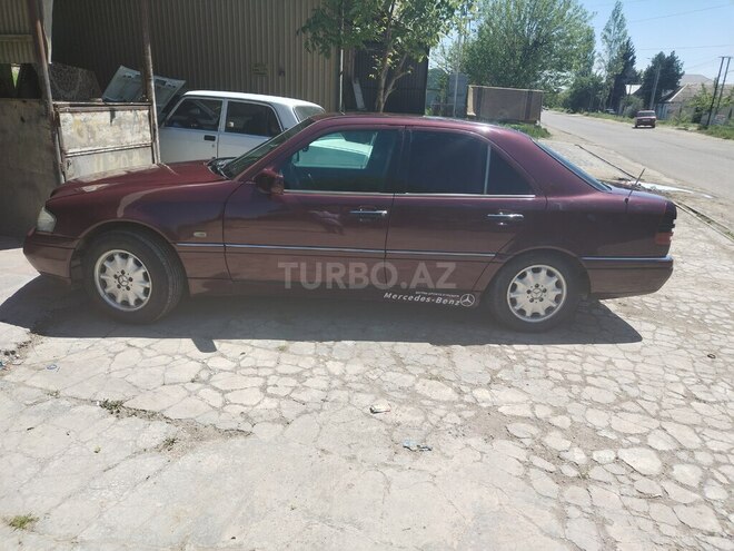 Mercedes C 200 1995, 194,692 km - 2.0 l - Tovuz