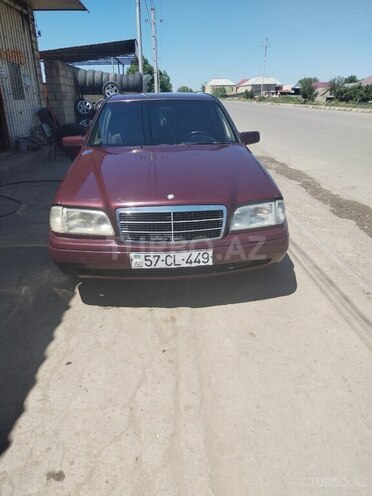 Mercedes C 200 1995, 194,692 km - 2.0 l - Tovuz