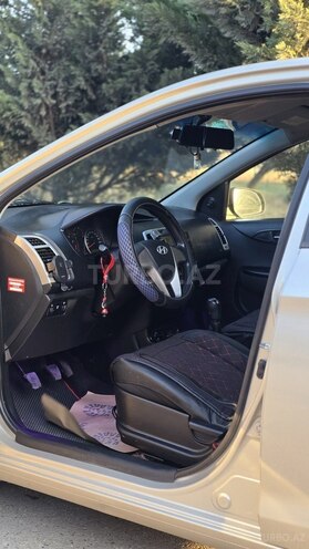 Hyundai i20 2010, 320,000 km - 1.4 l - Bakı