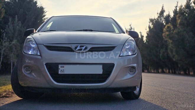 Hyundai i20 2010, 320,000 km - 1.4 l - Bakı