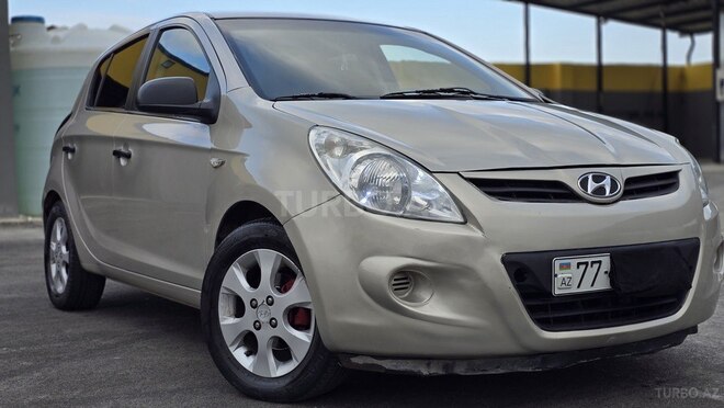 Hyundai i20 2010, 320,000 km - 1.4 l - Bakı