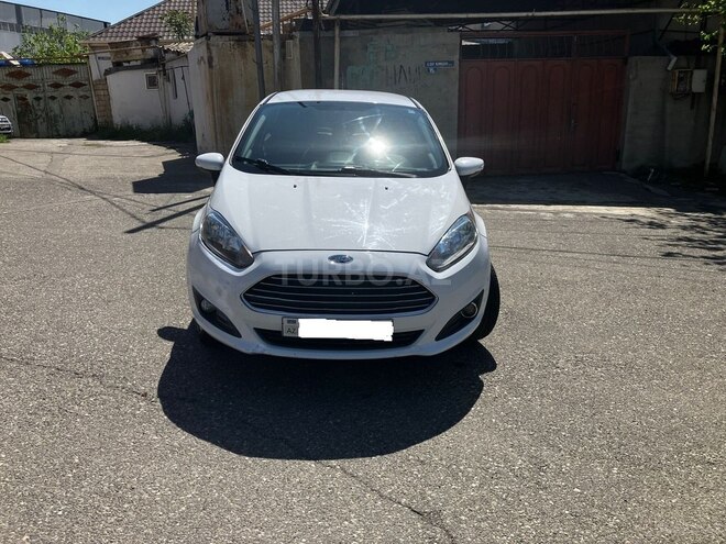 Ford Fiesta 2015, 132,737 km - 1.6 л - Bakı
