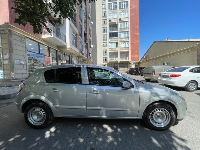 Opel Astra 2004, 296,000 km - 1.4 l - Bakı