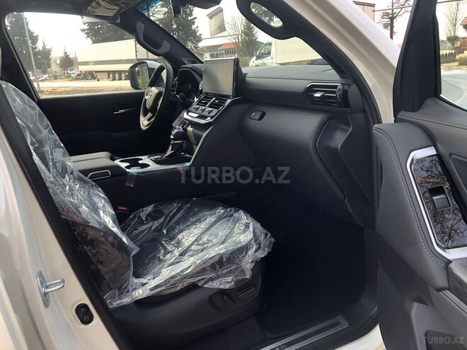 Toyota Land Cruiser-14