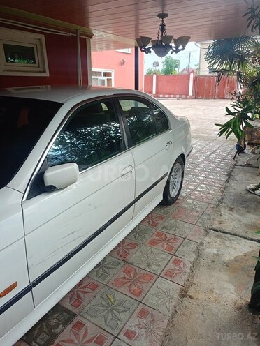 BMW 525 1998, 95,000 km - 2.5 l - Masallı