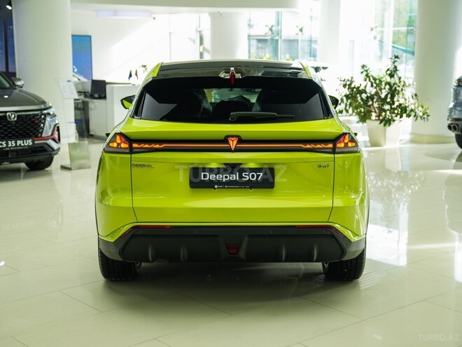 Changan Deepal S7-5