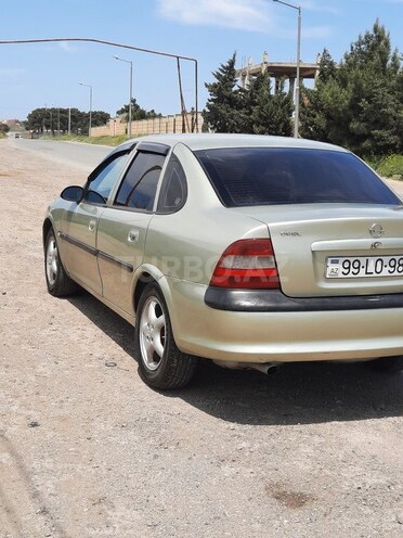 Opel Vectra 1996, 280,000 km - 2.0 l - Bakı