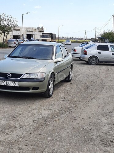 Opel Vectra 1996, 280,000 km - 2.0 l - Bakı