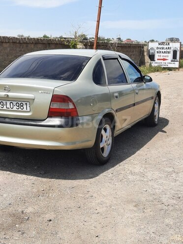 Opel Vectra 1996, 280,000 km - 2.0 l - Bakı
