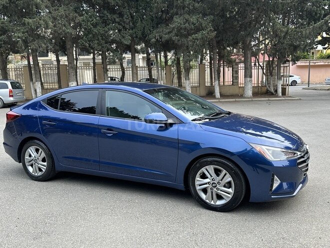 Hyundai Elantra 2019, 113,000 km - 2.0 l - Bakı
