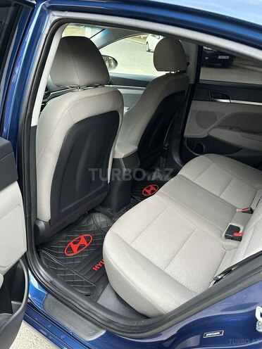 Hyundai Elantra 2019, 113,000 km - 2.0 l - Bakı