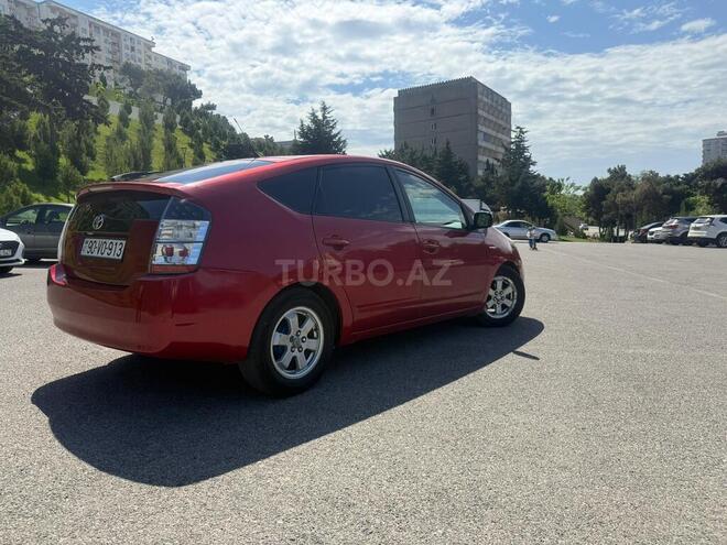 Toyota Prius-5