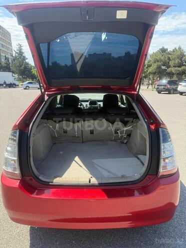 Toyota Prius-11