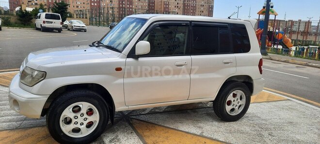 Mitsubishi Pajero io 2001, 245,000 km - 1.8 l - Bakı