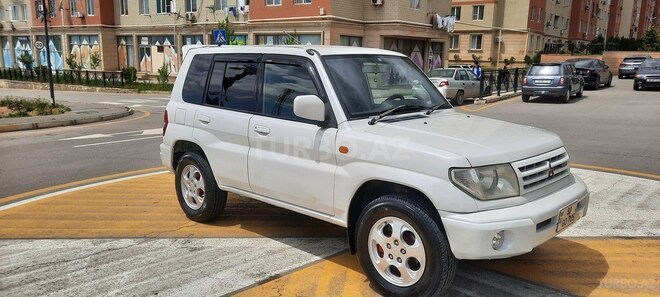 Mitsubishi Pajero io 2001, 245,000 km - 1.8 l - Bakı