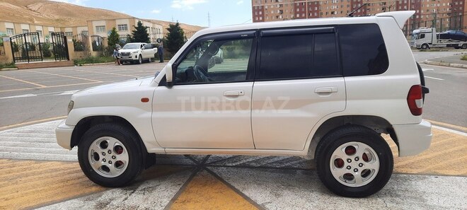 Mitsubishi Pajero io 2001, 245,000 km - 1.8 l - Bakı