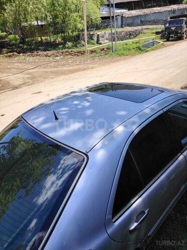 Mercedes E 240 1997, 300,000 km - 2.4 l - Daşkəsən