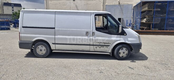 Ford Transit 2010, 197,000 km - 2.2 л - Bakı