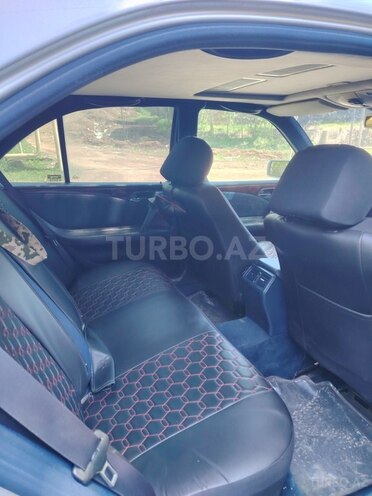 Mercedes E 240 1997, 300,000 km - 2.4 l - Daşkəsən