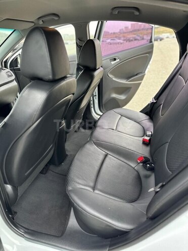 Hyundai Accent 2016, 75,000 km - 1.4 l - Bakı