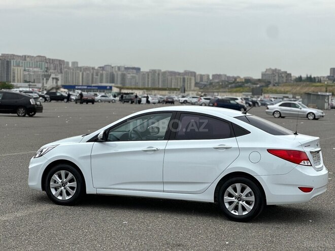 Hyundai Accent 2016, 75,000 km - 1.4 l - Bakı