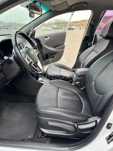 Hyundai Accent 2016, 75,000 km - 1.4 l - Bakı