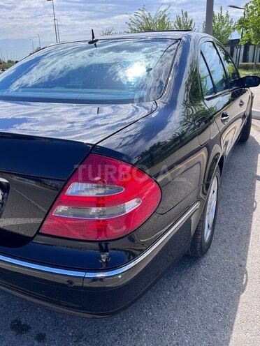 Mercedes E 320 2003, 240,000 km - 3.2 l - Bakı