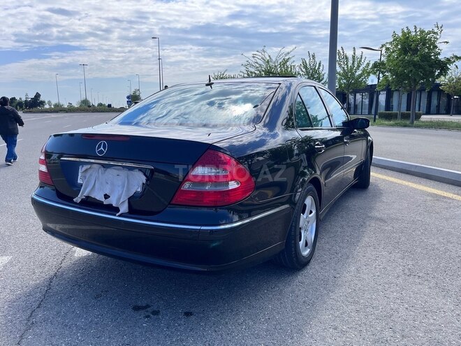Mercedes E 320 2003, 240,000 km - 3.2 l - Bakı