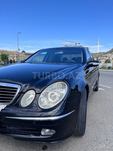 Mercedes E 320 2003, 240,000 km - 3.2 l - Bakı