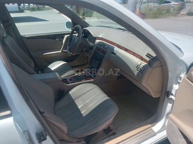 Mercedes E 240 1998, 380,000 km - 2.4 l - Bakı