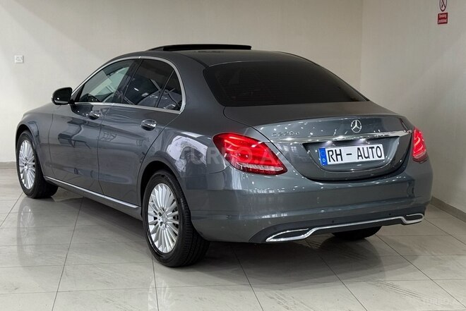 Mercedes C 220 d 2016, 205,000 km - 2.2 l - Bakı