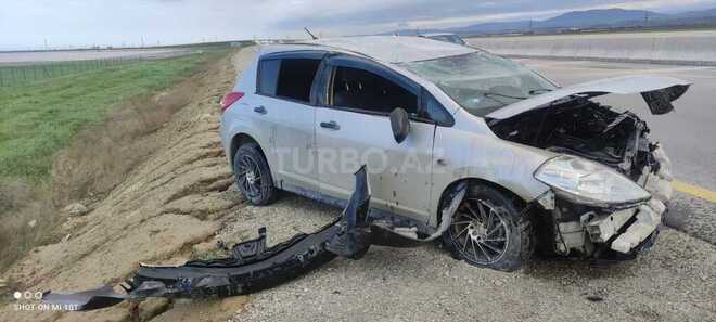 Nissan Tiida 2011, 75,000 km - 1.5 л - Bakı
