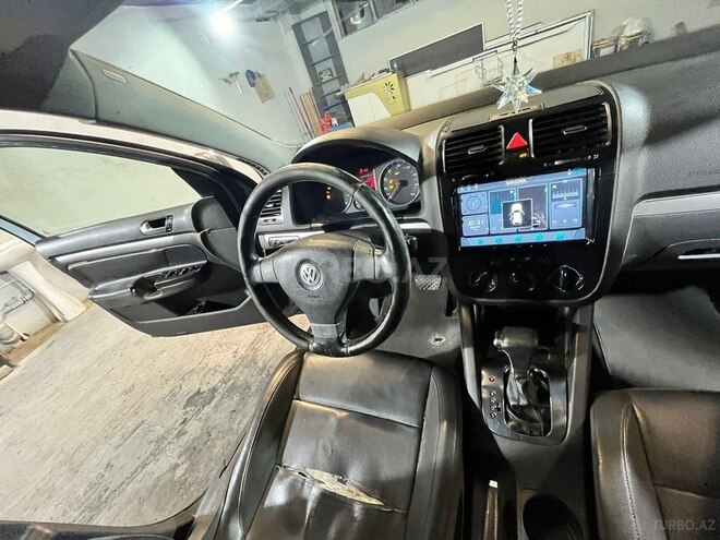 Volkswagen Jetta 2009, 370,000 km - 2.5 л - Bakı